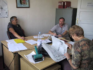 a meeting with the Batajnica Local Community officials